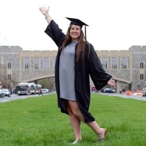 Meet your Posher, Izabel